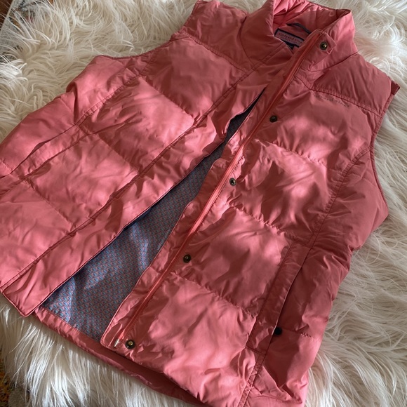 VINEYARD VINES puffed vest - Picture 10 of 15